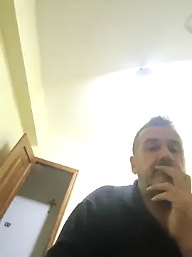 Snapshot of Andros1975 chatting on 6, 10, 2025 Andros1975 online show from 6, 10, 2025