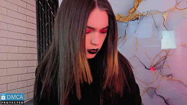 MaeveKuro online show from 31, 5, 2026