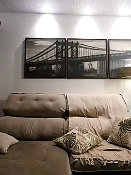 juniortche1313 online show from 4, 3, 2025