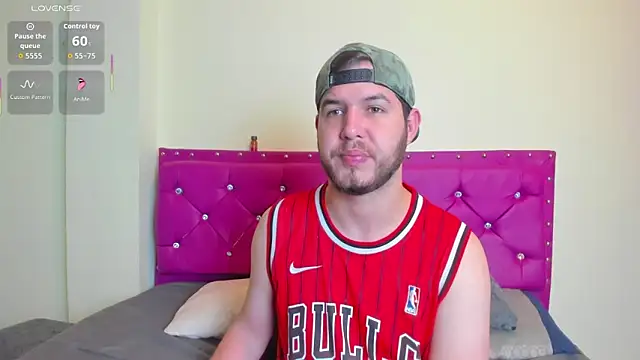 Snapshot of matthewlatin chatting on 6, 4, 2026 matthewlatin online show from 6, 4, 2026