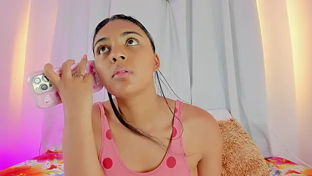 Snapshot of Melodymoore_ chatting on 11, 7, 2026 Melodymoore online show from 11, 7, 2026