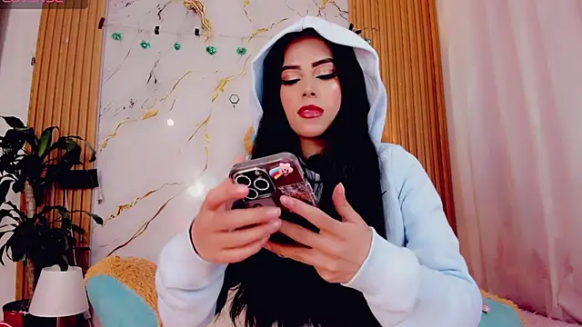 ValeriCardenas online show from 23, 4, 2026