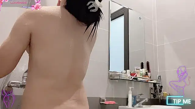 Snapshot of shishi_101 chatting on 13, 9, 2025 shishi 101 online show from 13, 9, 2025