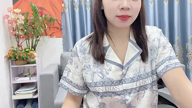 Snapshot of shishi_101 chatting on 15, 9, 2025 shishi 101 online show from 15, 9, 2025