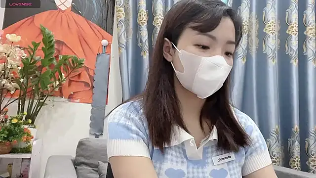 Snapshot of shishi_101 chatting on 23, 9, 2025 shishi 101 online show from 23, 9, 2025