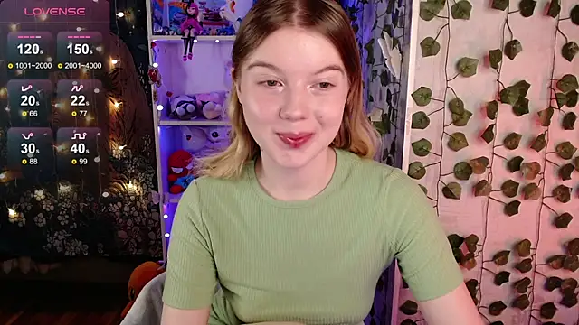 Strawberry juli online show from 3, 3, 2025