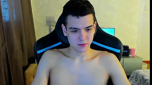 Snapshot of TravisRevas chatting on 12, 3, 2025 TravisRevas online show from 12, 3, 2025