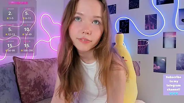 Dreamy Polly online show from 3, 3, 2025