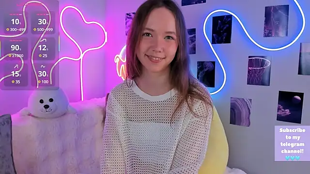 Dreamy Polly online show from 7, 3, 2025