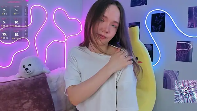 Dreamy Polly online show from 13, 3, 2025