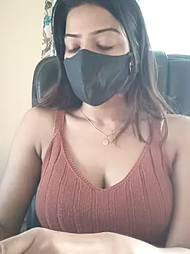 Snapshot of CRAZY__BITE chatting on 21, 10, 2025 CRAZY BITE online show from 21, 10, 2025