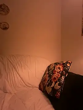 Snapshot of Rosemarie_Blu chatting on 5, 3, 2025 Rosemarie Blu online show from 5, 3, 2025