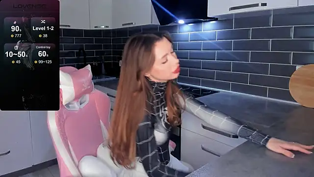 EmmaVictori1 online show from 10, 4, 2026