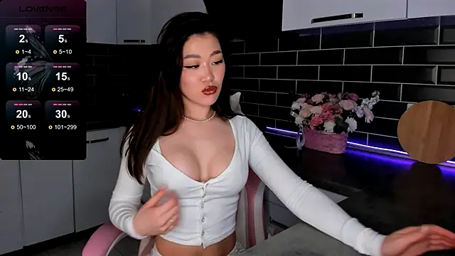 ShaiyaMinn3 online show from 17, 11, 2025