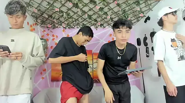 Snapshot of Maxxi_hot23 chatting on 4, 3, 2025 Maxxi hot23 online show from 4, 3, 2025