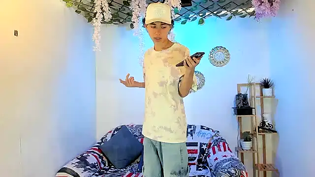 Snapshot of Maxxi_hot23 chatting on 6, 11, 2025 Maxxi hot23 online show from 6, 11, 2025