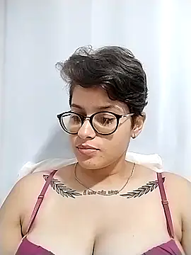 Snapshot of vickpxx chatting on 20, 9, 2025 vickpxx online show from 20, 9, 2025