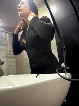 Mila LS online show from 23, 11, 2025