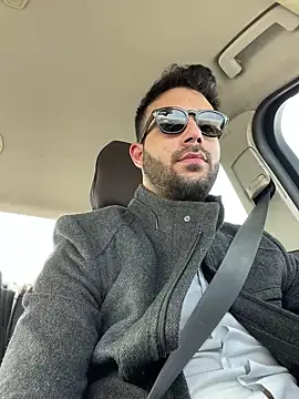 YJeromZCoxk online show from 22, 3, 2025