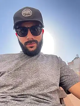 YJeromZCoxk online show from 22, 11, 2025