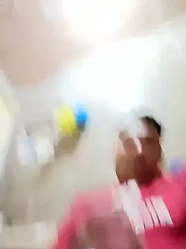 crisssalazar online show from 13, 1, 2026