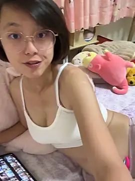 Snapshot of ladypaggy chatting on 6, 5, 2026 ladypaggy online show from 6, 5, 2026
