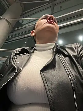 Snapshot of Sara_Charmy chatting on 19, 3, 2026 Sara Charmy online show from 19, 3, 2026