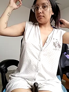 MiaStarts online show from 27, 5, 2026
