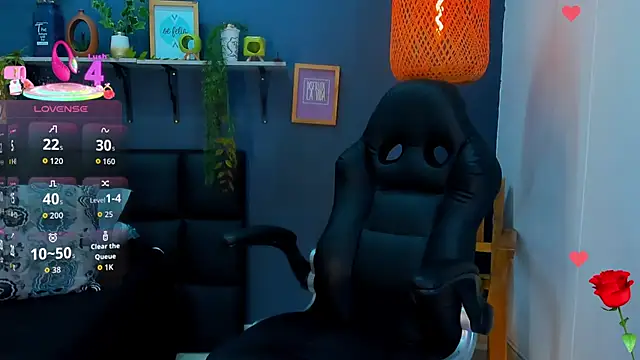 yessila parker online show from 24, 2, 2026