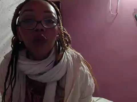 Ladyzee25 online show from 3, 2, 2026