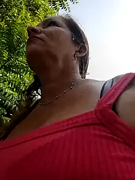 Snapshot of Sexy-Woman-Mature chatting on 9, 5, 2026 Sexy-Woman-Mature online show from 9, 5, 2026