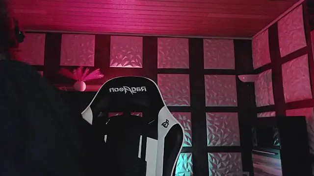 SweetSeraphine online show from 5, 10, 2025