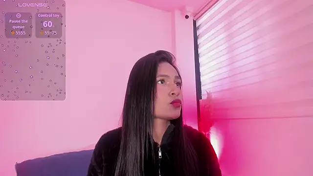 Snapshot of Fernanda_liie_ chatting on 11, 6, 2026 Fernanda liie online show from 11, 6, 2026