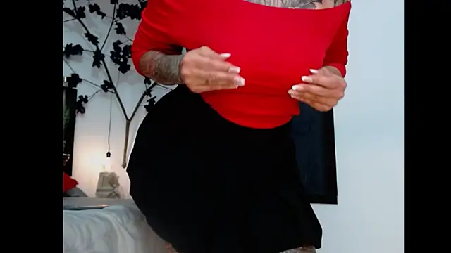 Snapshot of Sara_Valkyri chatting on 12, 3, 2025 Sara Valkyri online show from 12, 3, 2025