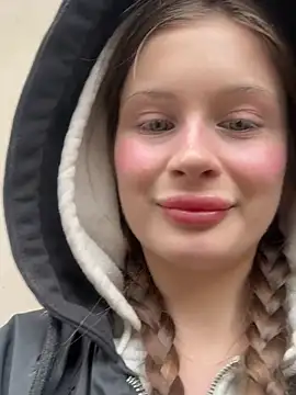 Snapshot of melicious_ chatting on 5, 3, 2025 melicious online show from 5, 3, 2025