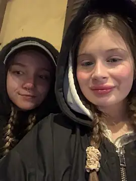 Snapshot of melicious_ chatting on 5, 3, 2025 melicious online show from 5, 3, 2025