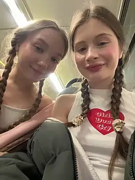 Snapshot of melicious_ chatting on 13, 3, 2025 melicious online show from 13, 3, 2025