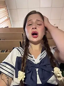 Snapshot of melicious_ chatting on 22, 10, 2025 melicious online show from 22, 10, 2025