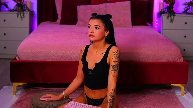 SabrinaSky online show from 6, 7, 2026