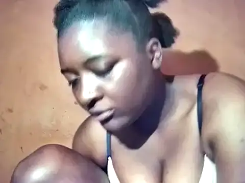 sexyhips2001 online show from 16, 12, 2025