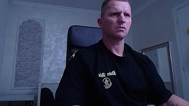 RomeoMalcolm online show from 16, 3, 2025