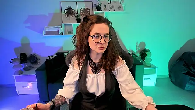 Snapshot of OliviaMcClean chatting on 20, 3, 2025 OliviaMcClean online show from 20, 3, 2025