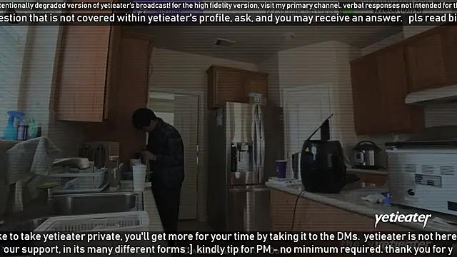 Snapshot of yetieater chatting on 9, 1, 2025 yetieater online show from 9, 1, 2025