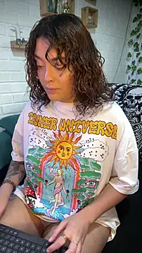 LiraSonnett online show from 29, 11, 2025