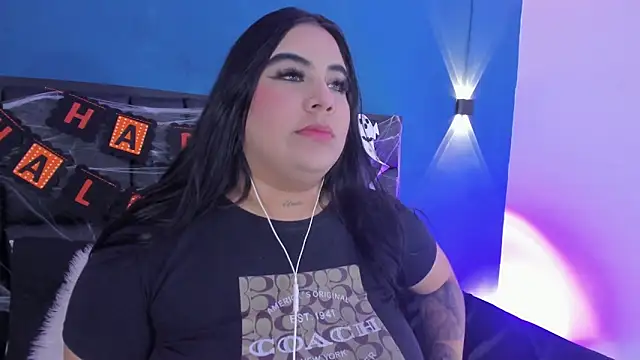 Snapshot of DANESKA_HILLER chatting on 1, 11, 2025 DANESKA HILLER online show from 1, 11, 2025