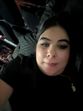 Snapshot of DANESKA_HILLER chatting on 19, 11, 2025 DANESKA HILLER online show from 19, 11, 2025