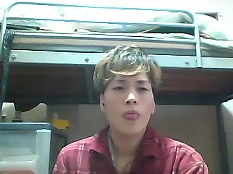 Snapshot of mgnhiroyuki chatting on 4, 3, 2025 mgnhiroyuki online show from 4, 3, 2025