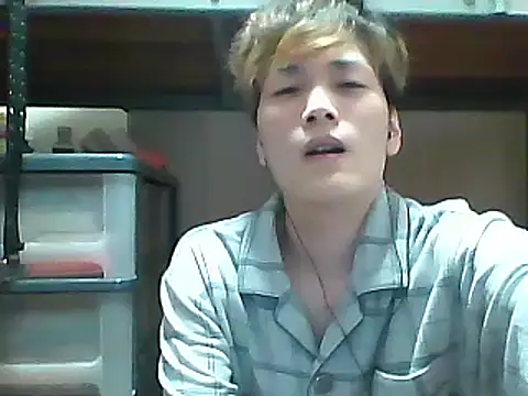 Snapshot of mgnhiroyuki chatting on 12, 3, 2025 mgnhiroyuki online show from 12, 3, 2025
