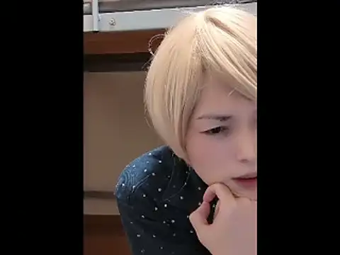 Snapshot of mgnhiroyuki chatting on 25, 11, 2025 mgnhiroyuki online show from 25, 11, 2025