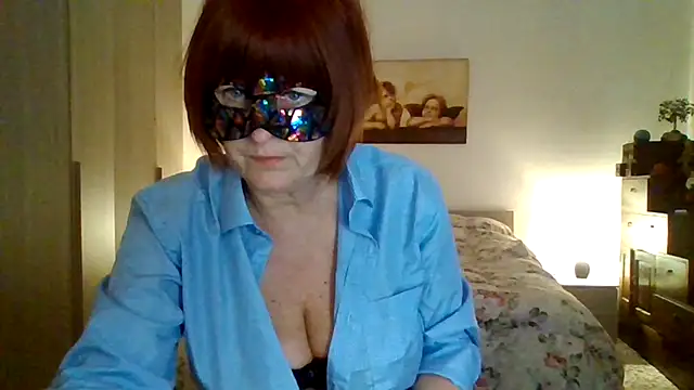 Gattina74 online show from 5, 3, 2025